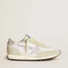 Marathon da uomo con tomaia in nylon bianco e stella argentata