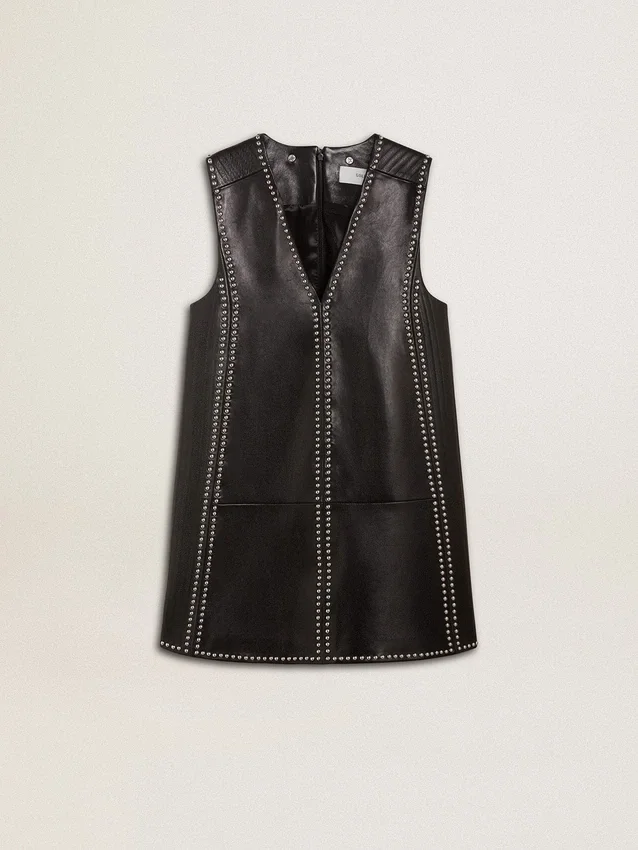 Abito da donna in nappa nera con borchie