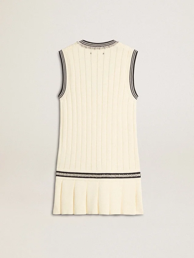 Abito gilet da donna in cotone bianco invecchiato con bordi a costine blu scuro e cristalli