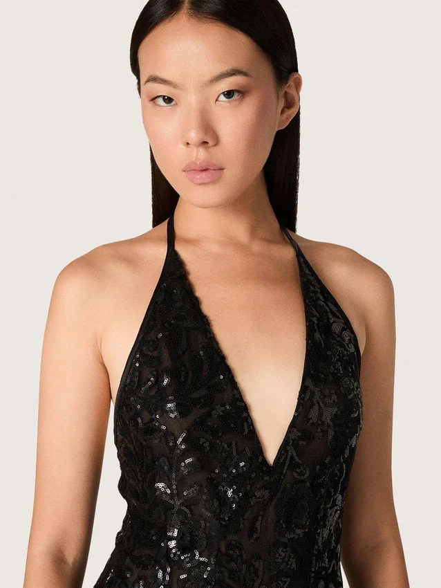 Abito lungo da donna in tulle con ricami floreali in paillettes nere