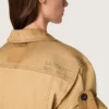 Abito safari da donna in cotone beige e verde militare con tasche maxi