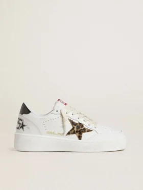 Ball Star con stella in pelle di pony leopardata e linguetta sul tallone in pelle laminata nera