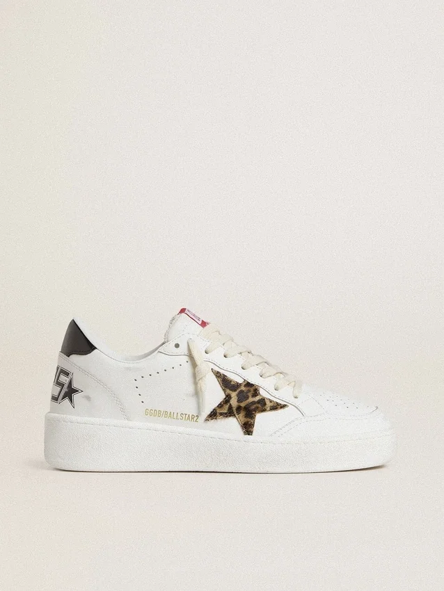 Ball Star con stella in pelle di pony leopardata e linguetta sul tallone in pelle laminata nera