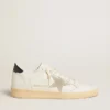 Ball Star con stella in pelle scamosciata grigio ghiaccio e linguetta sul tallone in pelle blu