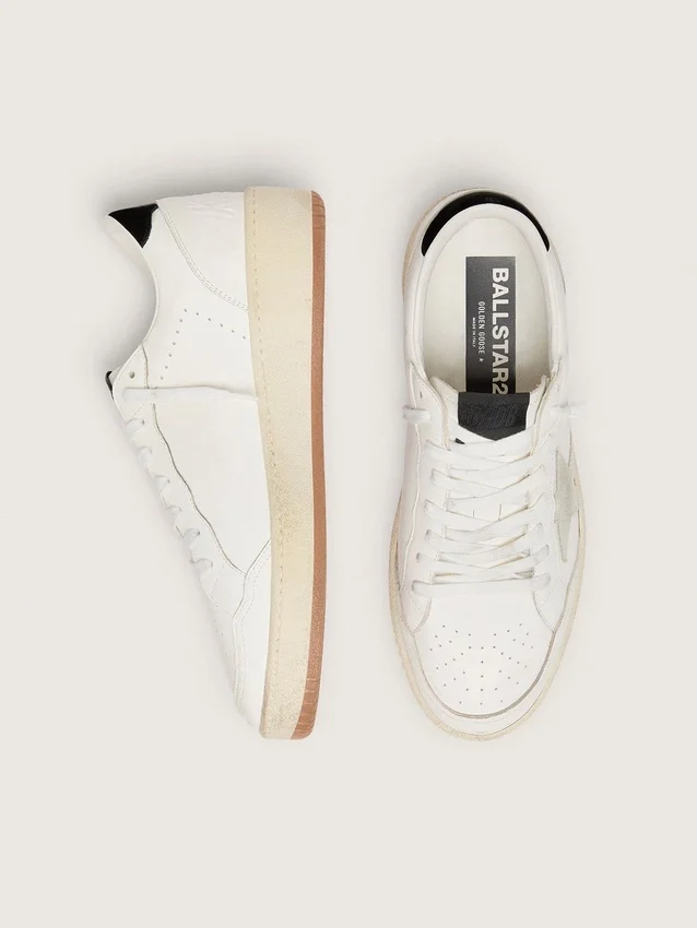 Ball Star da donna con stella in pelle scamosciata grigio ghiaccio e linguetta sul tallone in pelle nera lucida