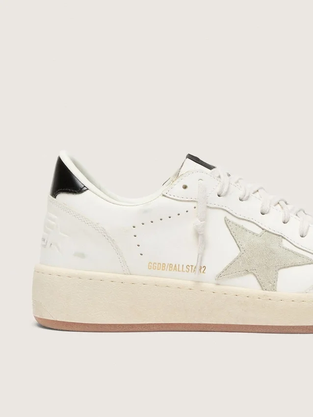 Ball Star da donna con stella in pelle scamosciata grigio ghiaccio e linguetta sul tallone in pelle nera lucida