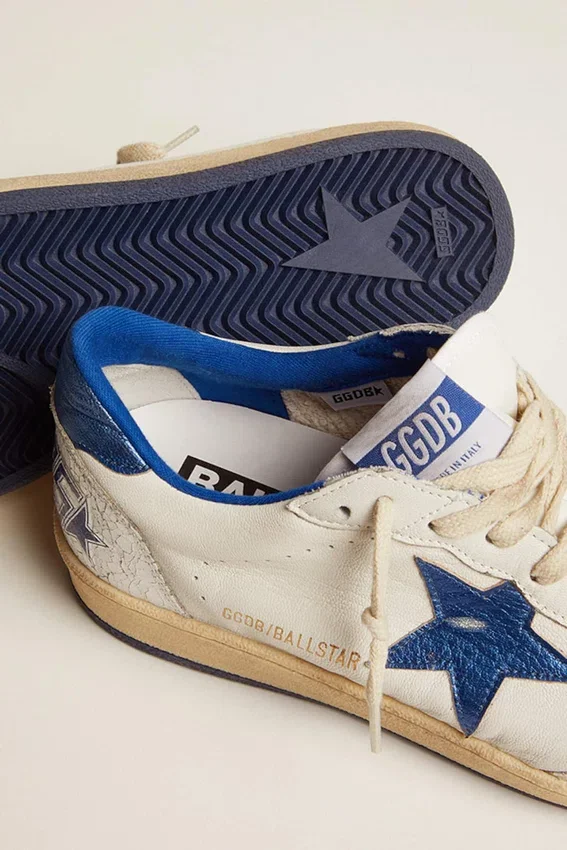 Ball Star da donna in nappa bianca con stella e linguetta sul tallone in pelle metallizzata blu brillante