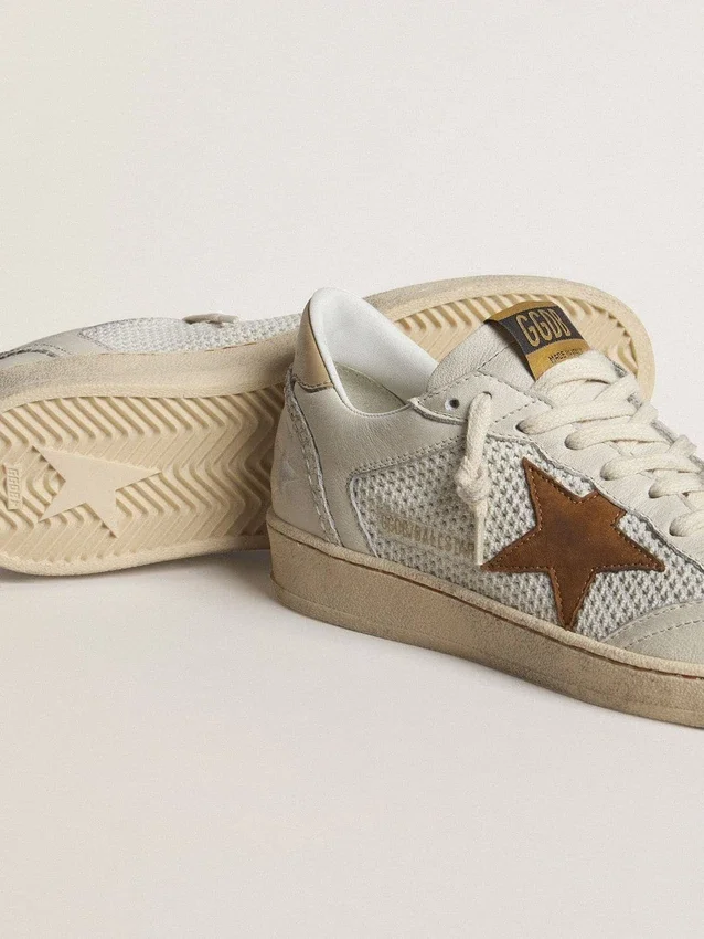 Ball Star da donna in nappa bianca e rete con stella in nabuk color tabacco e linguetta sul tacco beige