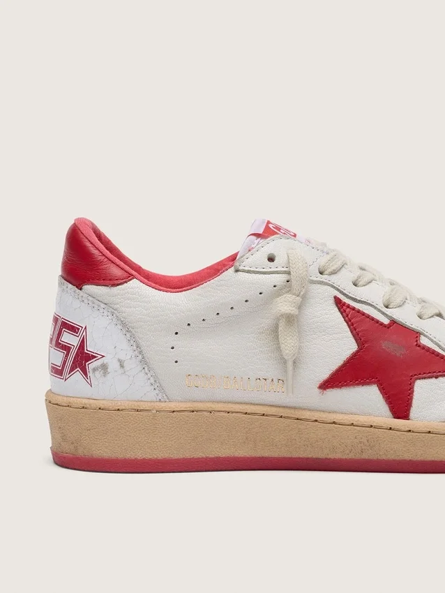 Ball Star da donna in pelle bianca con stella rossa e linguetta sul tallone