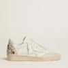 Ball Star da donna in pelle con stella in pelle scamosciata platino e ricami floreali multicolori
