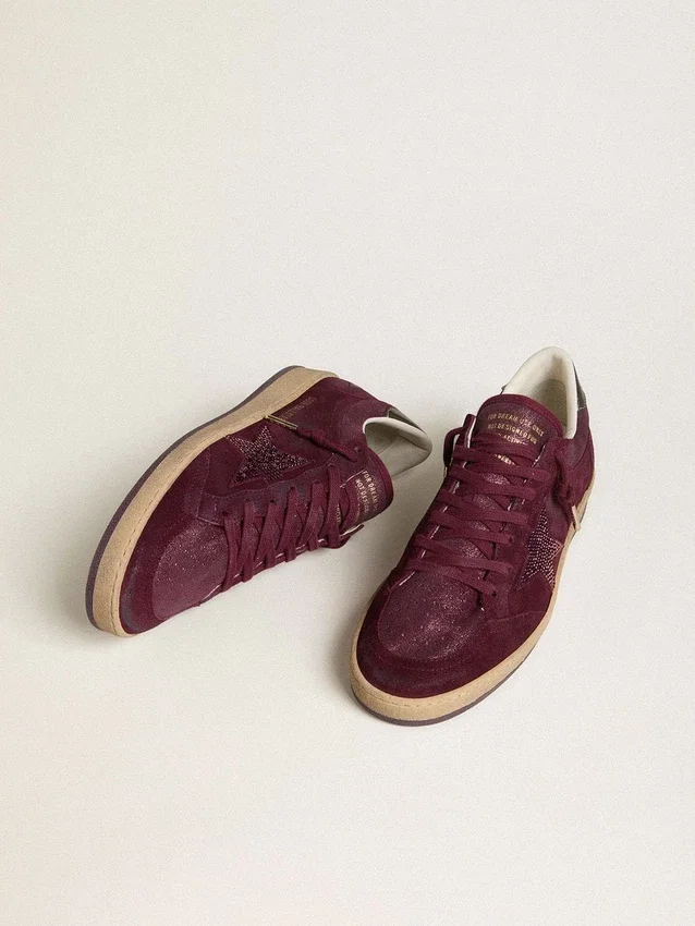 Ball Star da donna in pelle scamosciata bordeaux con stella in cristallo e linguetta sul tallone in pelle metallizzata