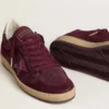 Ball Star da donna in pelle scamosciata bordeaux con stella in cristallo e linguetta sul tallone in pelle metallizzata