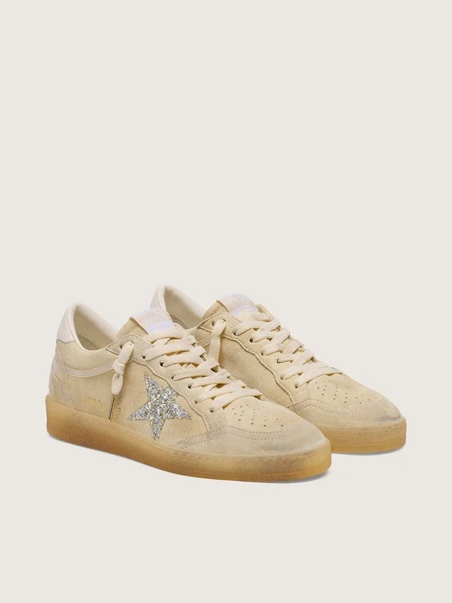Ball Star da donna in pelle scamosciata color perla con stella glitterata argento
