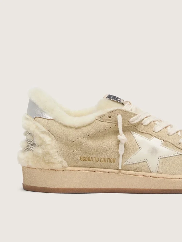Ball Star da donna in pelle scamosciata e montone con stella in vernice bianca