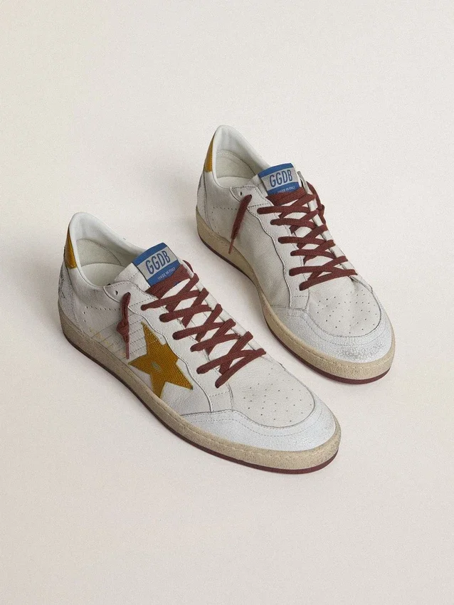 Ball Star da uomo in nappa bianca con stella e linguetta sul tallone in pelle gialla con stampa animalier