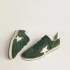 Ball Star da uomo in pelle scamosciata verde con stella in pelle bianca e linguetta sul tallone