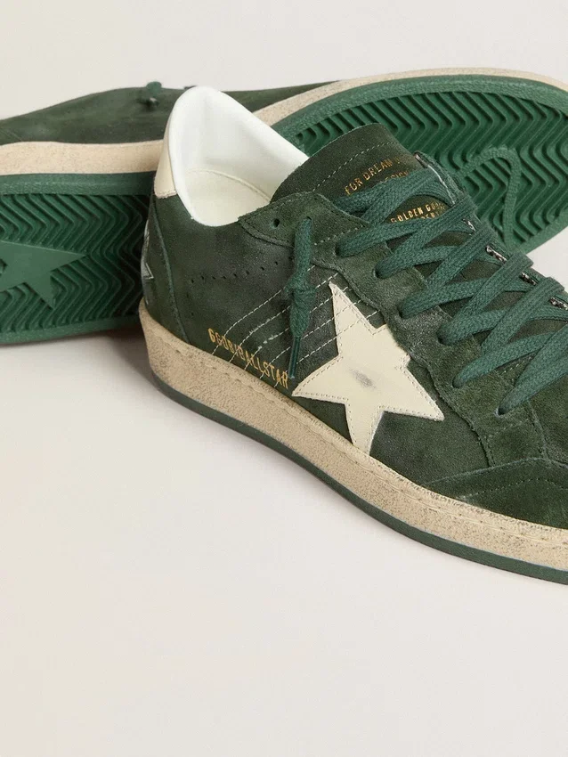 Ball Star da uomo in pelle scamosciata verde con stella in pelle bianca e linguetta sul tallone