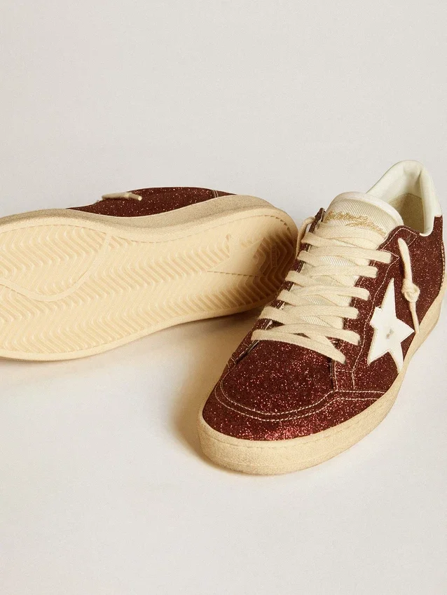 Ball Star in glitter bordeaux con stella e linguetta sul tallone in pelle bianca