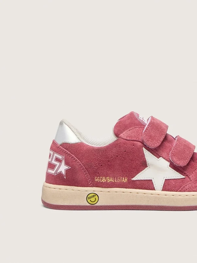 Ball Star Junior in camoscio rosso con stella in pelle bianca e linguetta sul tallone in argento metallizzato