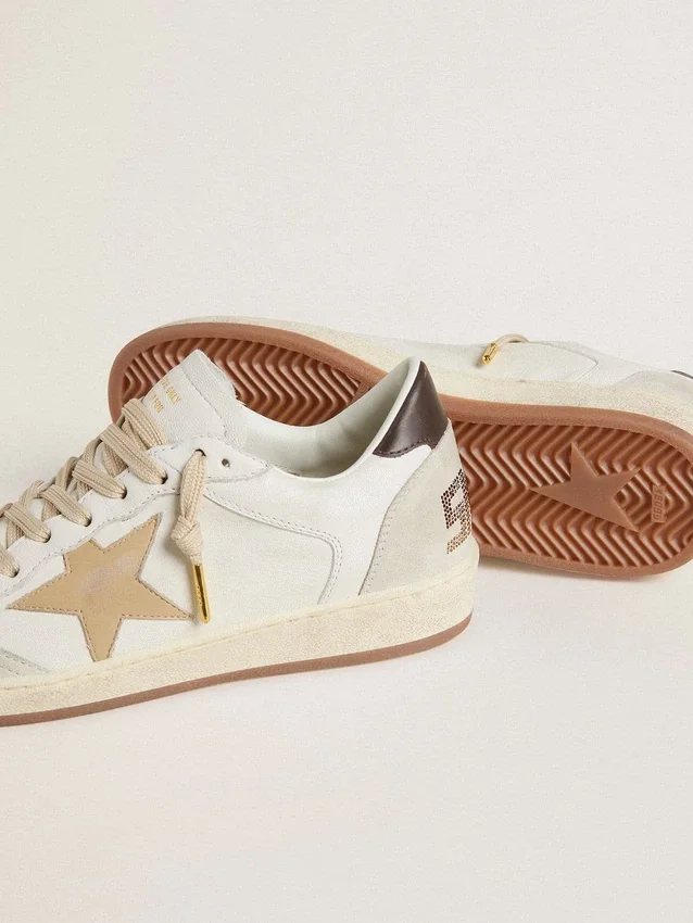 Ball Star LTD da donna con stella beige e linguetta sul tallone nera