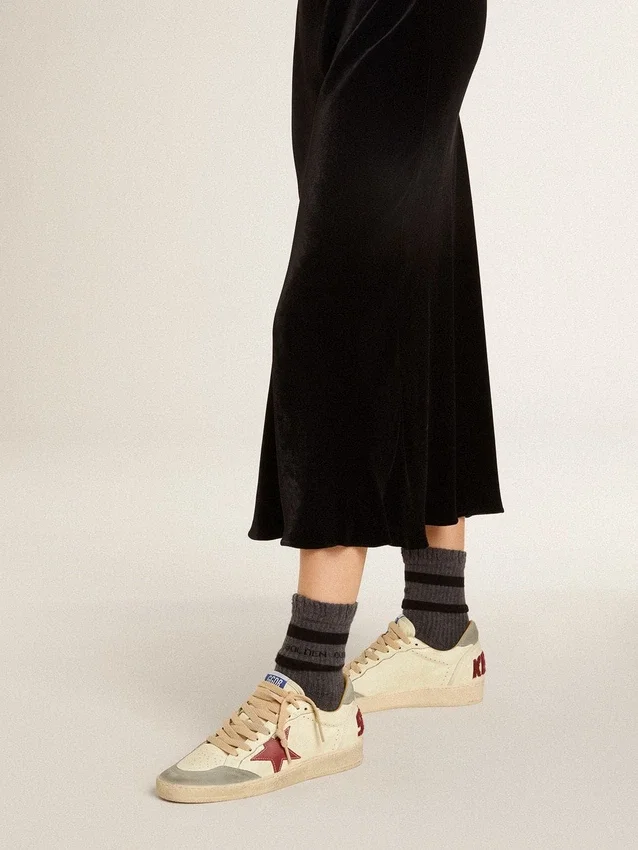 Ball Star LTD da donna in nappa con stella in pelle e linguetta sul tallone in pelle scamosciata argentata