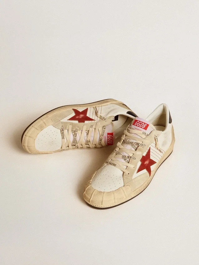 Ball Star LTD da uomo in pelle nappa con stella in pelle rossa e linguetta sul tallone in pelle