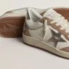 Ball Star LTD in pelle nappa bianca e pelle scamosciata rosa antico con stella in pelle argento metallizzato e linguetta sul tallone