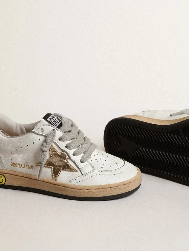 Ball Star Young con stella e linguetta sul tallone in pelle metallizzata dorata