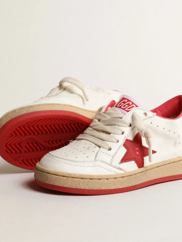 Ball Star Young in nappa con stella in pelle rossa e linguetta sul tallone