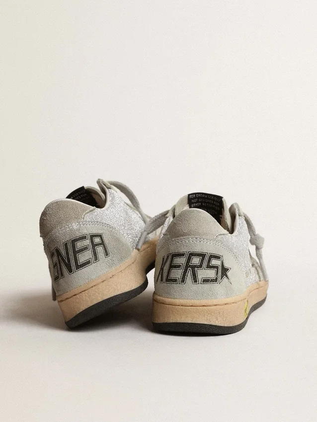 Ball Star Young in versione glitterata con inserti in pelle scamosciata grigio ghiaccio