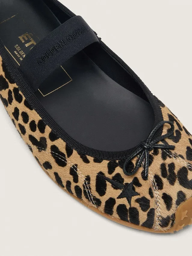 Ballerine Étoile in pelle di pony con stampa leopardata, stella ricamata nera e cinturino elastico
