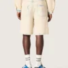 Bermuda da uomo in denim color sabbia chiaro