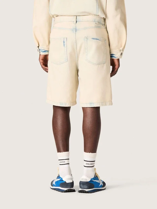 Bermuda da uomo in denim color sabbia chiaro