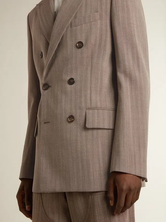 Blazer da uomo beige a doppio petto in misto lana con motivo a chevron