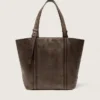 Borsa 24/7 East West in pelle marrone scuro effetto invecchiato