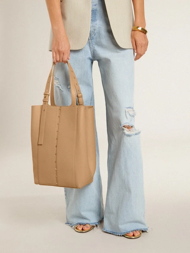 Borsa 24/7 North South in pelle color cappuccino con manici regolabili
