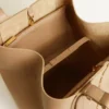 Borsa 24/7 North South in pelle color cappuccino con manici regolabili