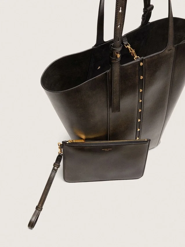 Borsa 24/7 North South in pelle nera invecchiata con manici regolabili