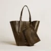 Borsa 24/7 North South in pelle nera invecchiata con manici regolabili