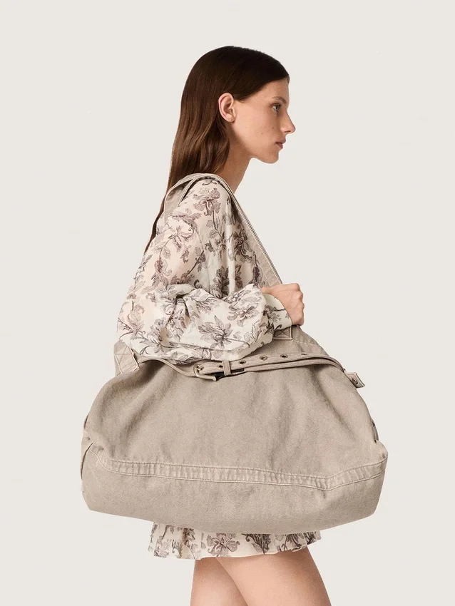 Borsa tote in tela antracite con ricami e dettagli in argento anticato