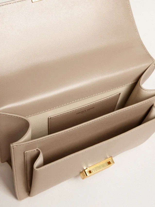 Borsa Venezia in pelle beige a doghe con dettagli dorati