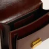 Borsa Venezia in pelle laminata marrone scuro con dettagli dorati