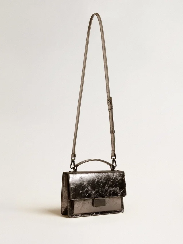 Borsa Venezia in pelle metallizzata grigio antracite con dettagli neri