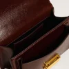 Borsa Venezia piccola in pelle laminata marrone scuro con dettagli dorati
