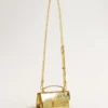 Borsa Venezia piccola in pelle metallizzata dorata con dettagli dorati
