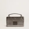 Borsa Venezia piccola in pelle metallizzata grigio antracite con dettagli neri