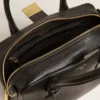 Borsa Vita in pelle di montone nera con dettagli dorati