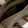 Borsa Vita in pelle verde salvia con dettagli dorati