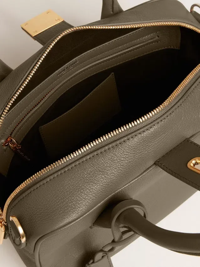 Borsa Vita in pelle verde salvia con dettagli dorati