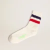 Calzini bianchi vintage con dettagli consumati e strisce bicolori